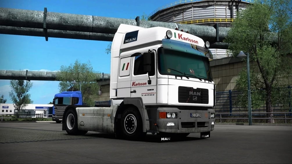 HHC MAN F2000 Commander